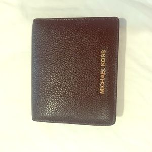 Black Michael Kors mini wallet